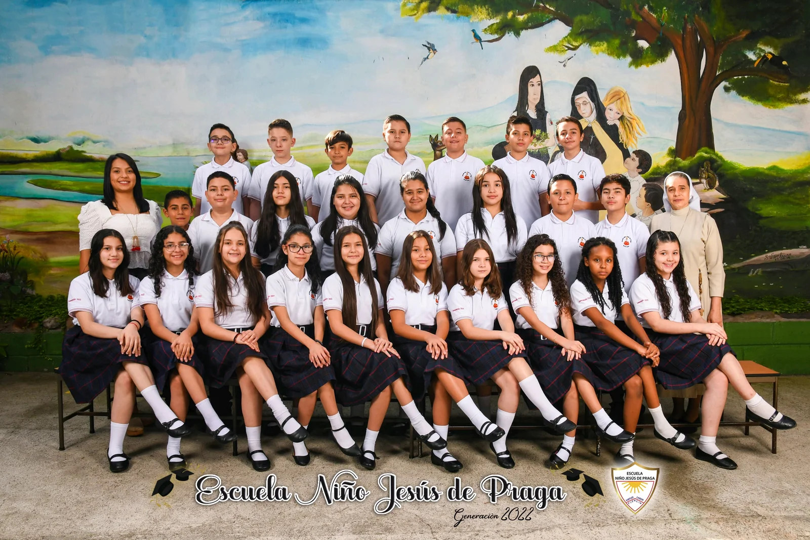 Estudiantes del Centro Educativo Niño Jesús de Praga